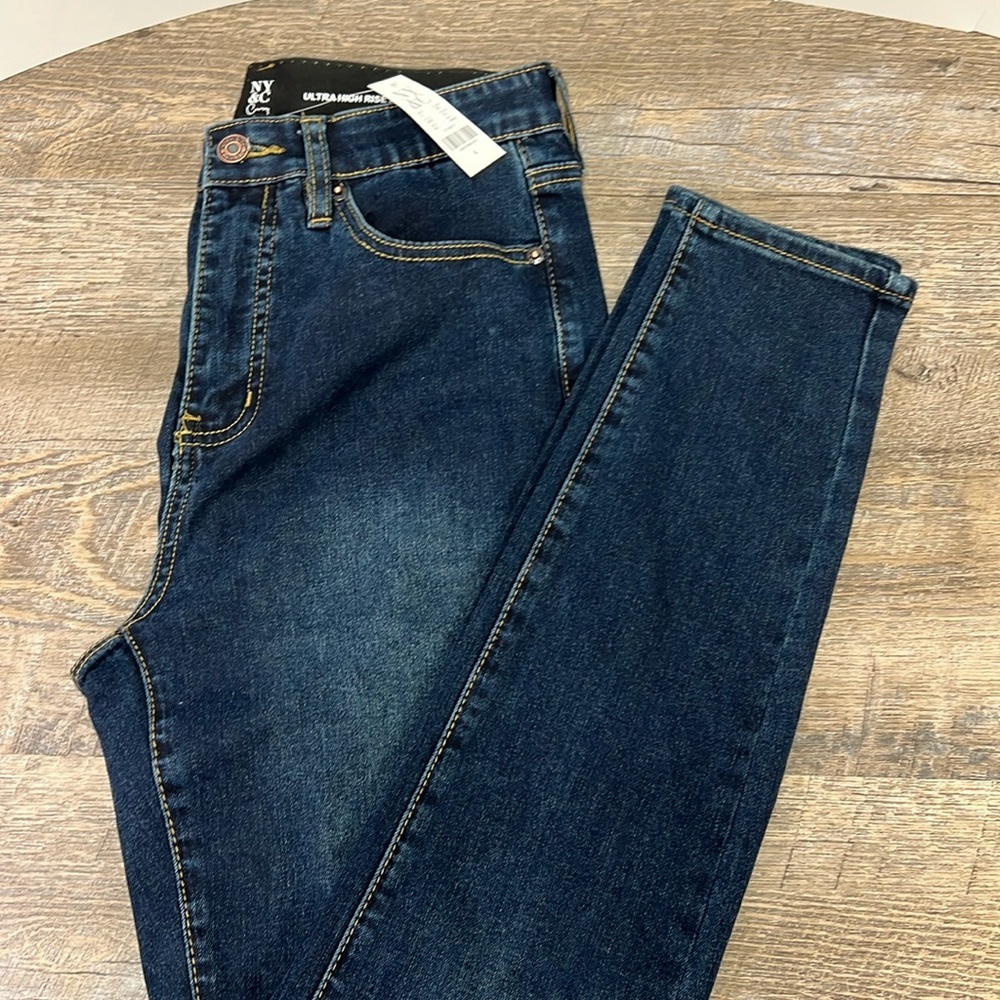 NWT New York & Co. Ultra High Rise Super Skinny Ankle Jeans Size 6 Tall